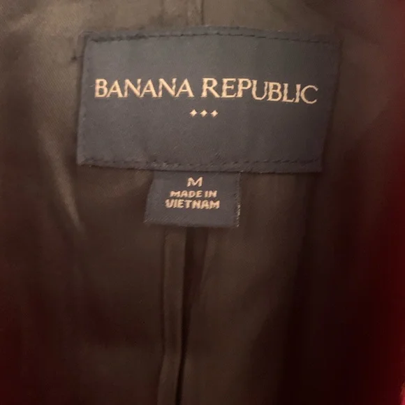 Medium size Banana Republic Peacoat. Great condition - no holes or tears! - Picture 5 of 5
